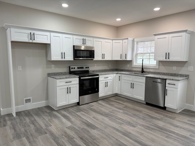 769 Pine Tree Road, Nancy, KY 42544