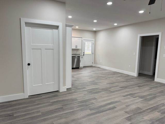 769 Pine Tree Road, Nancy, KY 42544