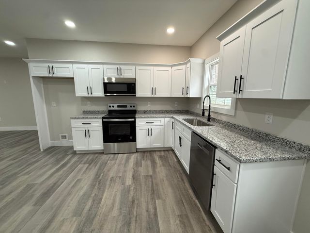 769 Pine Tree Road, Nancy, KY 42544