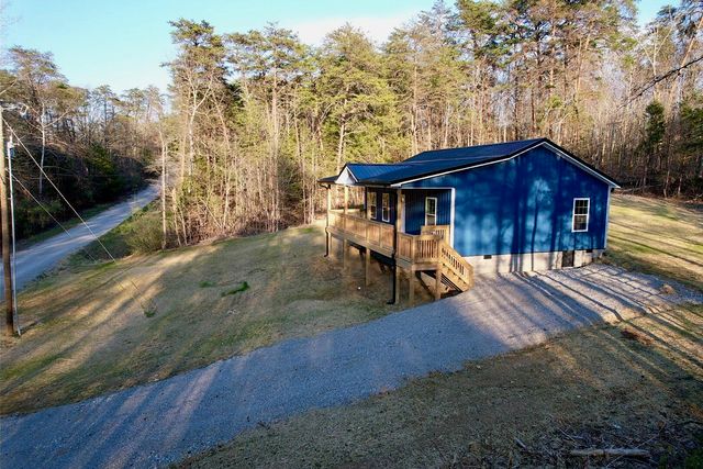 769 Pine Tree Road, Nancy, KY 42544