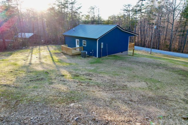 769 Pine Tree Road, Nancy, KY 42544