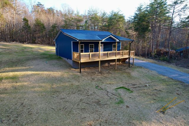 769 Pine Tree Road, Nancy, KY 42544