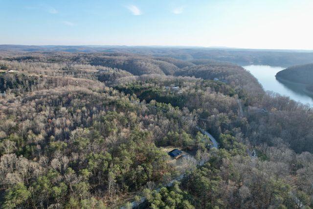 769 Pine Tree Road, Nancy, KY 42544