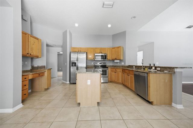 3209 PARTRIDGE POINT TRAIL, Valrico, FL 33596