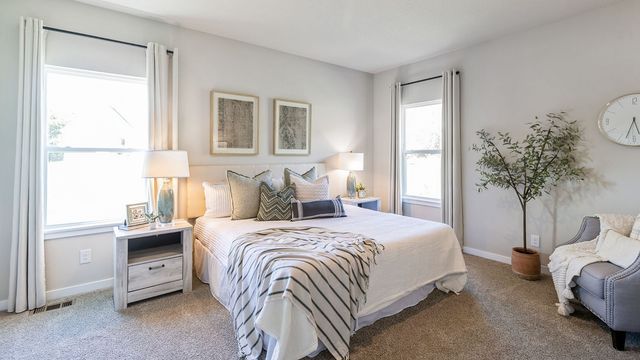 3054 Sweetwater Drive, Des Moines, IA 50320