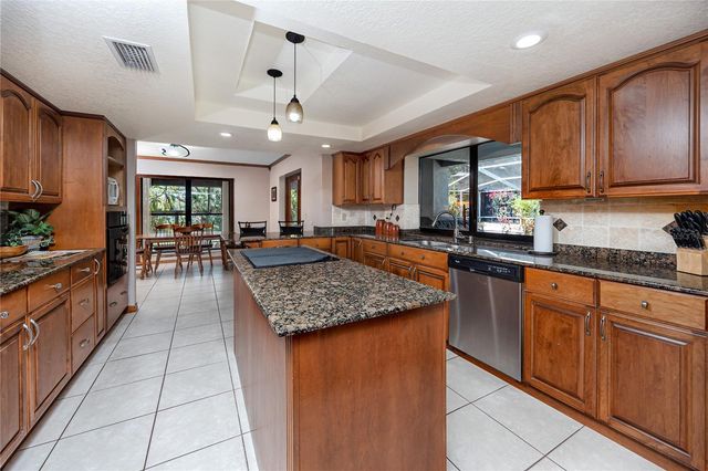 9775 78TH AVENUE, Seminole, FL 33777