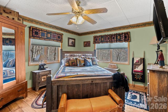 60 Little Creek Drive, Canton, NC 28716