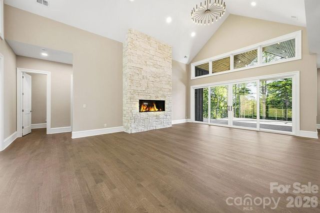 246 Northview Drive, Hendersonville, NC 28791