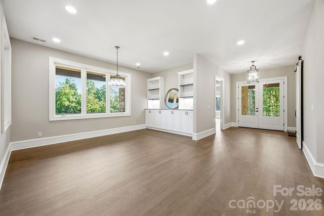 246 Northview Drive, Hendersonville, NC 28791