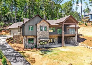 246 Northview Drive, Hendersonville, NC 28791