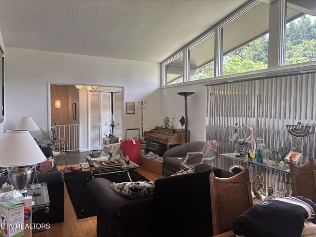 7121 Stone Mill Drive, Knoxville, TN 37919