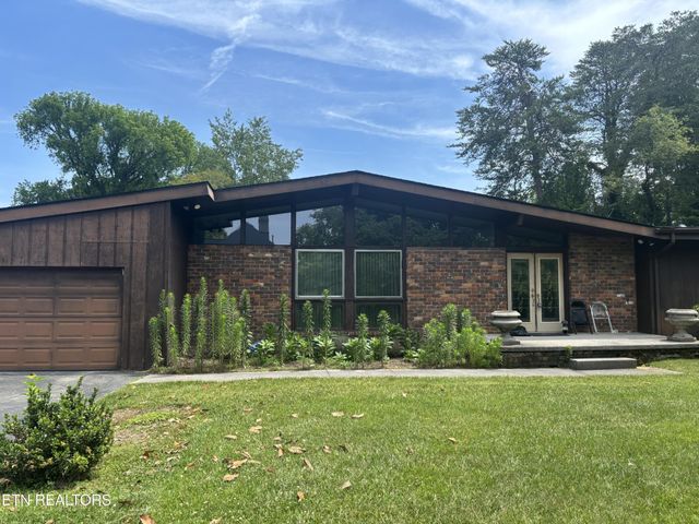 7121 Stone Mill Drive, Knoxville, TN 37919