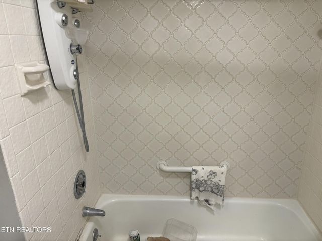 7121 Stone Mill Drive, Knoxville, TN 37919