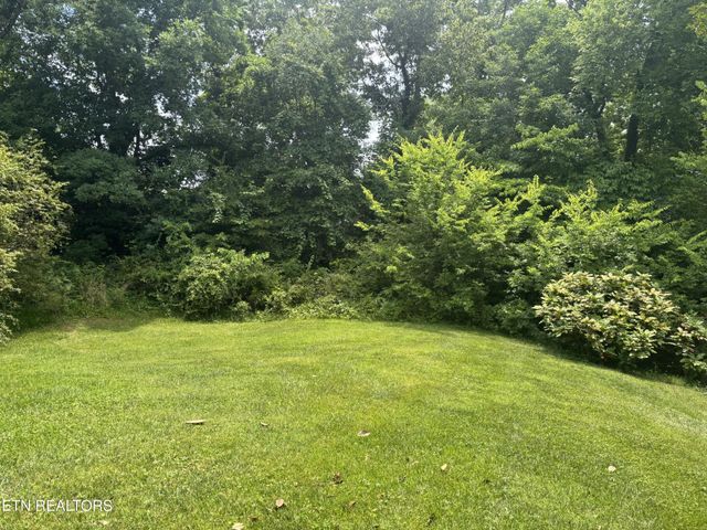 7121 Stone Mill Drive, Knoxville, TN 37919