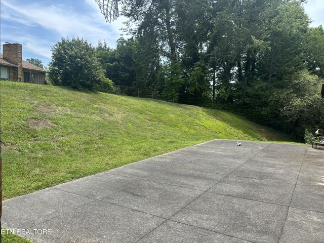 7121 Stone Mill Drive, Knoxville, TN 37919