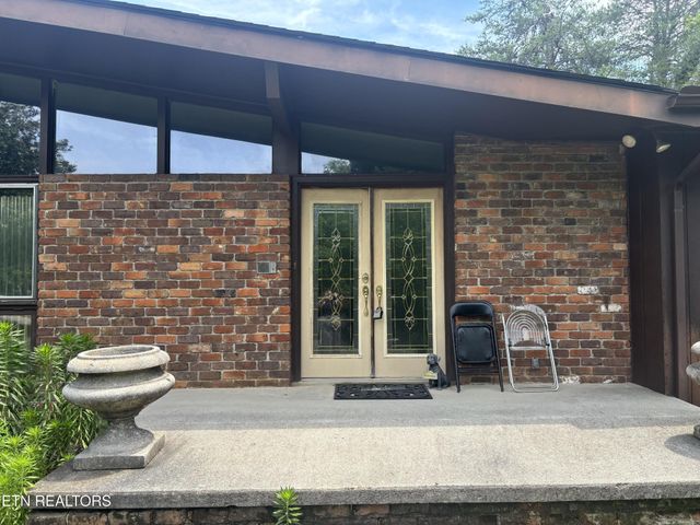 7121 Stone Mill Drive, Knoxville, TN 37919