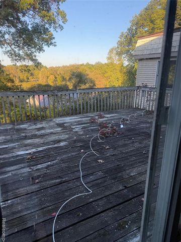 17241 Lands End, Chelsea, MI 48118