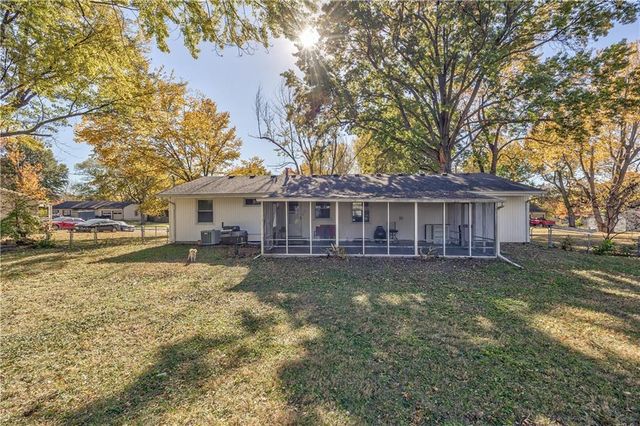 9800 E 81st Terrace, Raytown, MO 64138