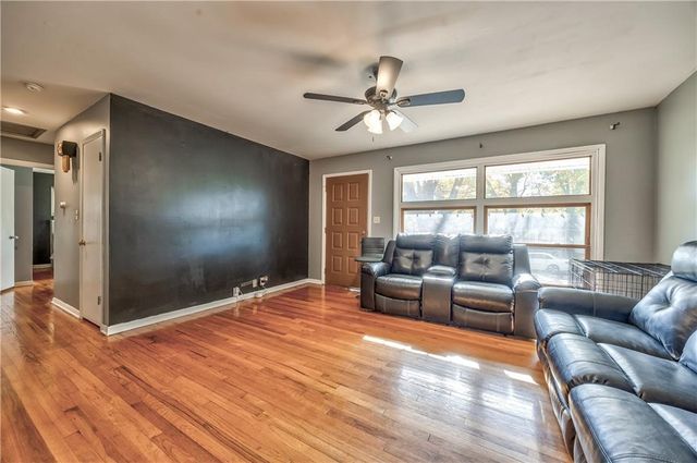 9800 E 81st Terrace, Raytown, MO 64138