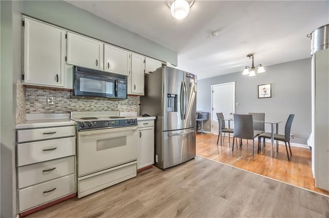 9800 E 81st Terrace, Raytown, MO 64138