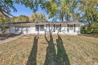 9800 E 81st Terrace, Raytown, MO 64138