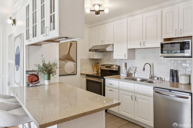 1001 Pine Street 502, San Francisco, CA 94109