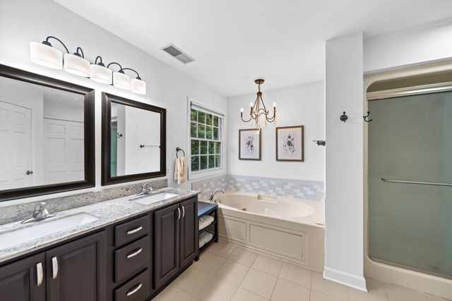 1550 Blue Heron Drive, Valparaiso, IN 46385