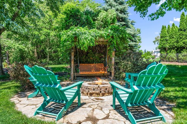 1550 Blue Heron Drive, Valparaiso, IN 46385