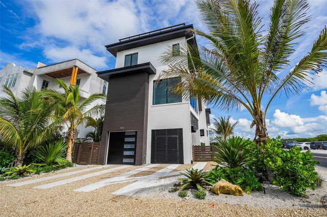 101 7TH STREET S, Bradenton Beach, FL 34217