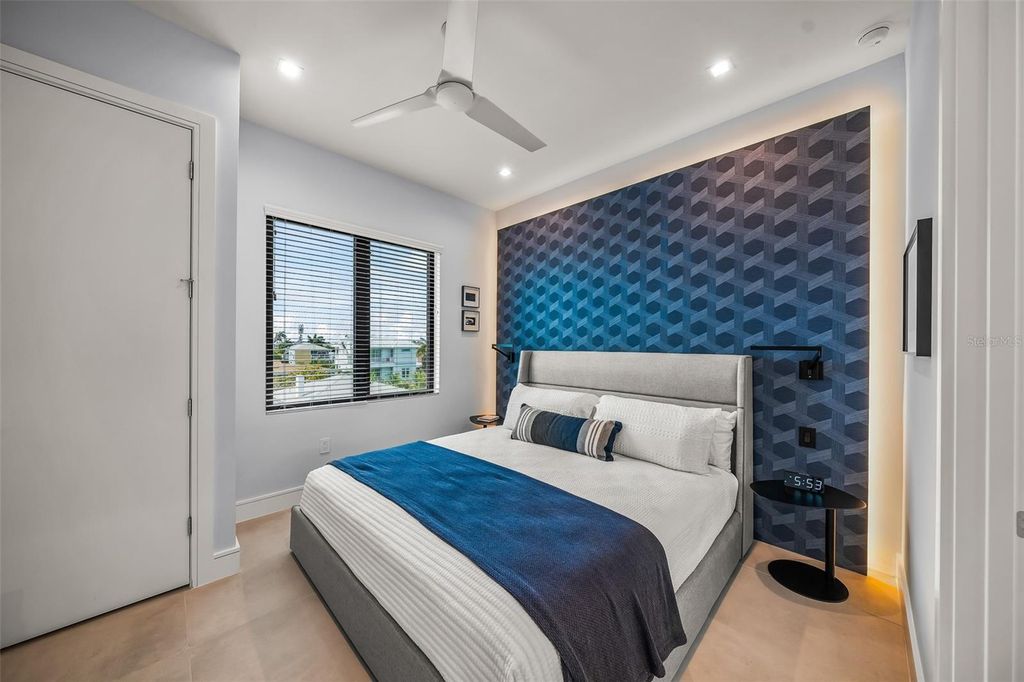 Image 27 of property listing at 101 7TH STREET S, Bradenton Beach, FL 34217