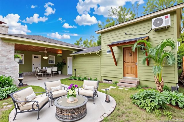 3318 W Travis, San Antonio, TX 78207