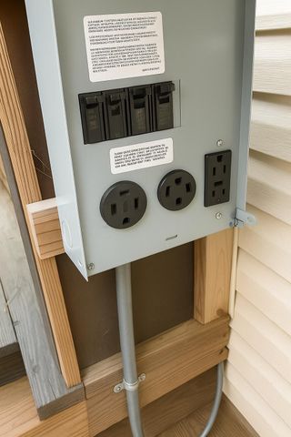 890 Silver Ridge Road, Jeffersonville, KY 40337