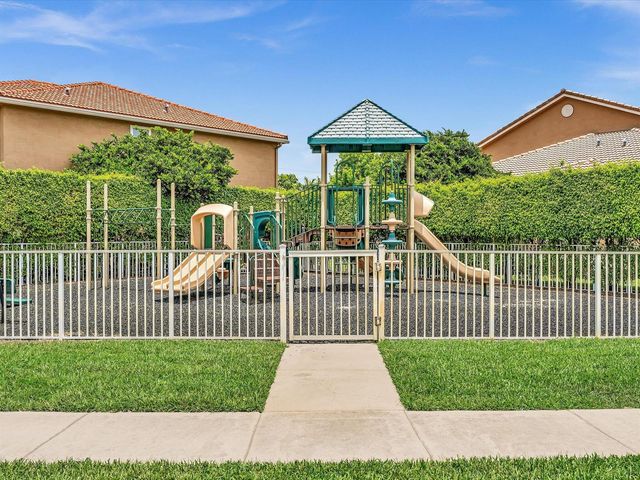 4290 COLONY VIEW Drive, Lake Worth, FL 33463