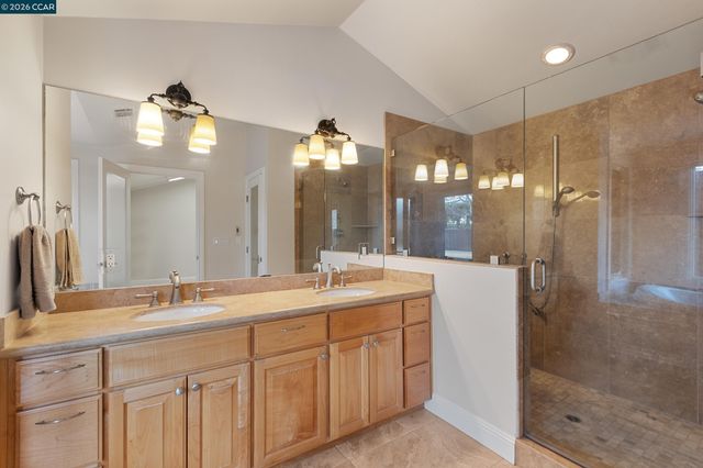 484 Diablo Rd, Danville, CA 94526