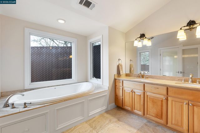 484 Diablo Rd, Danville, CA 94526