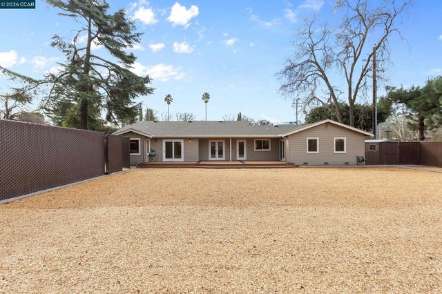 484 Diablo Rd, Danville, CA 94526