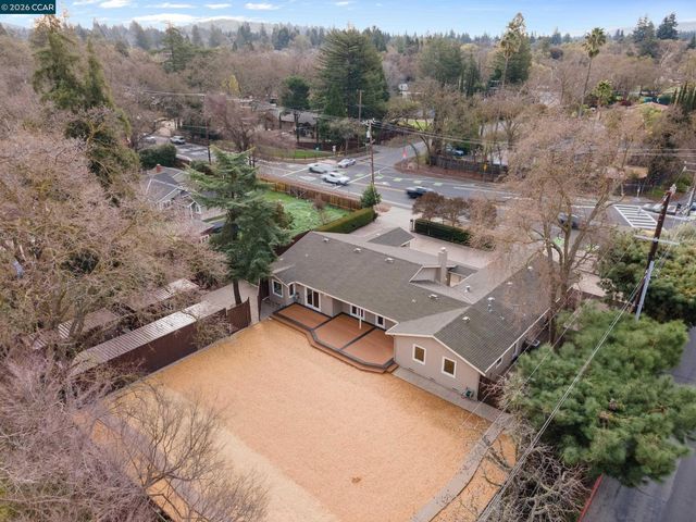 484 Diablo Rd, Danville, CA 94526