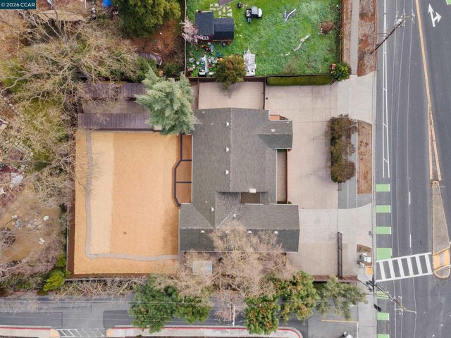 484 Diablo Rd, Danville, CA 94526