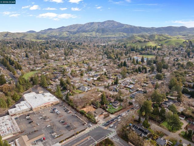 484 Diablo Rd, Danville, CA 94526