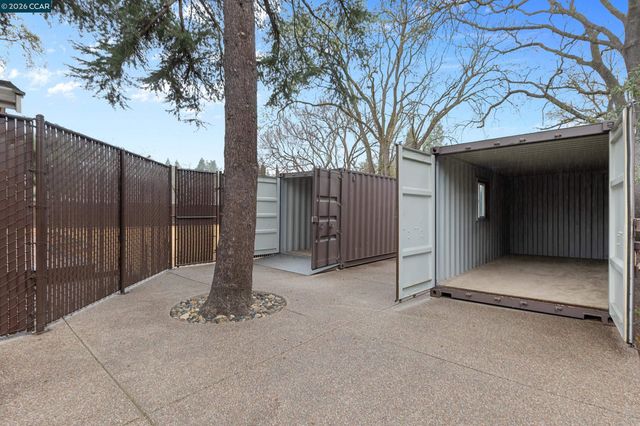 484 Diablo Rd, Danville, CA 94526