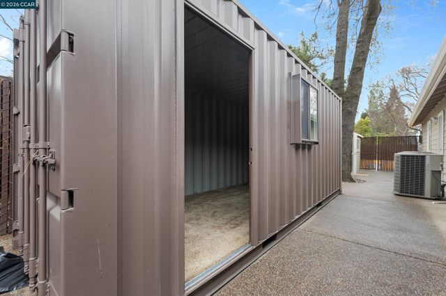 484 Diablo Rd, Danville, CA 94526
