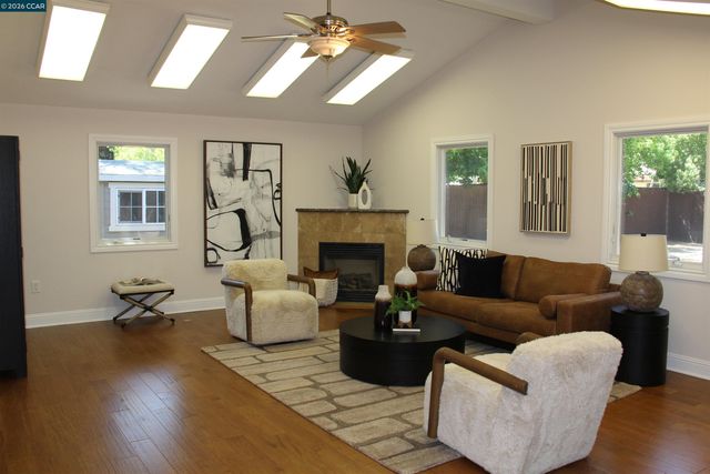 484 Diablo Rd, Danville, CA 94526