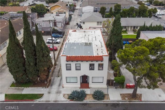 679 Obispo, Long Beach, CA 90814