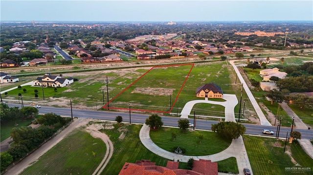 1105 S Westgate Drive, Weslaco, TX 78596
