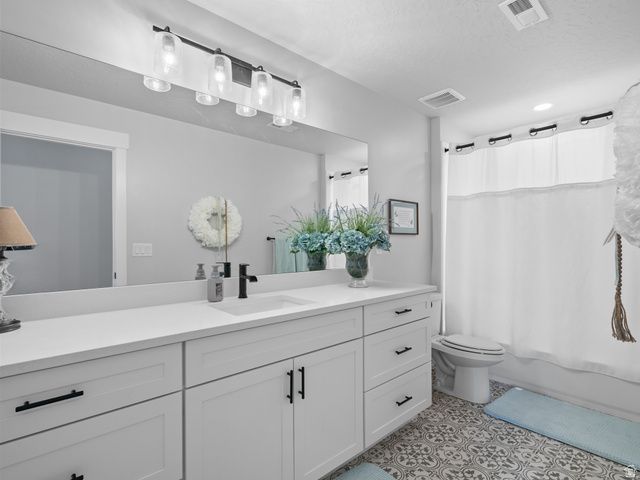 3518 W HAVEN FIELDS DR, South Jordan, UT 84095