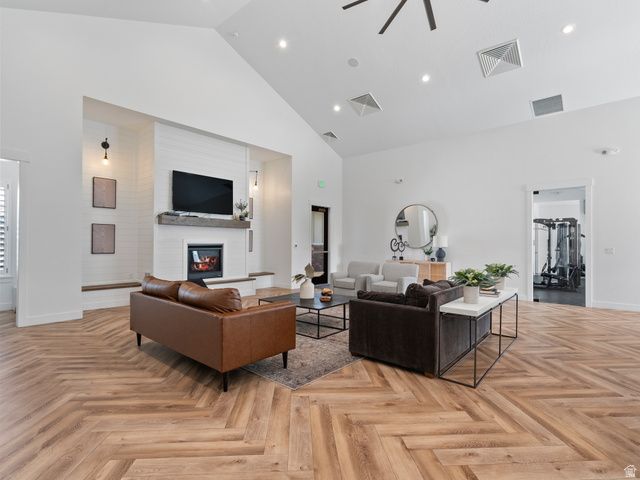 3518 W HAVEN FIELDS DR, South Jordan, UT 84095