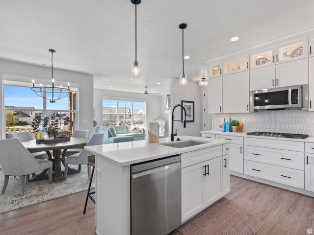 3518 W HAVEN FIELDS DR, South Jordan, UT 84095