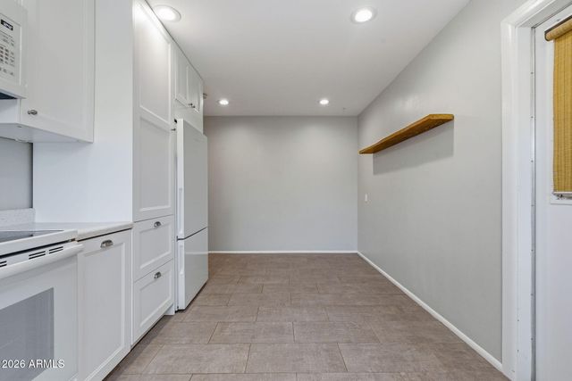 3640 E MONTECITO Avenue 2, Phoenix, AZ 85018