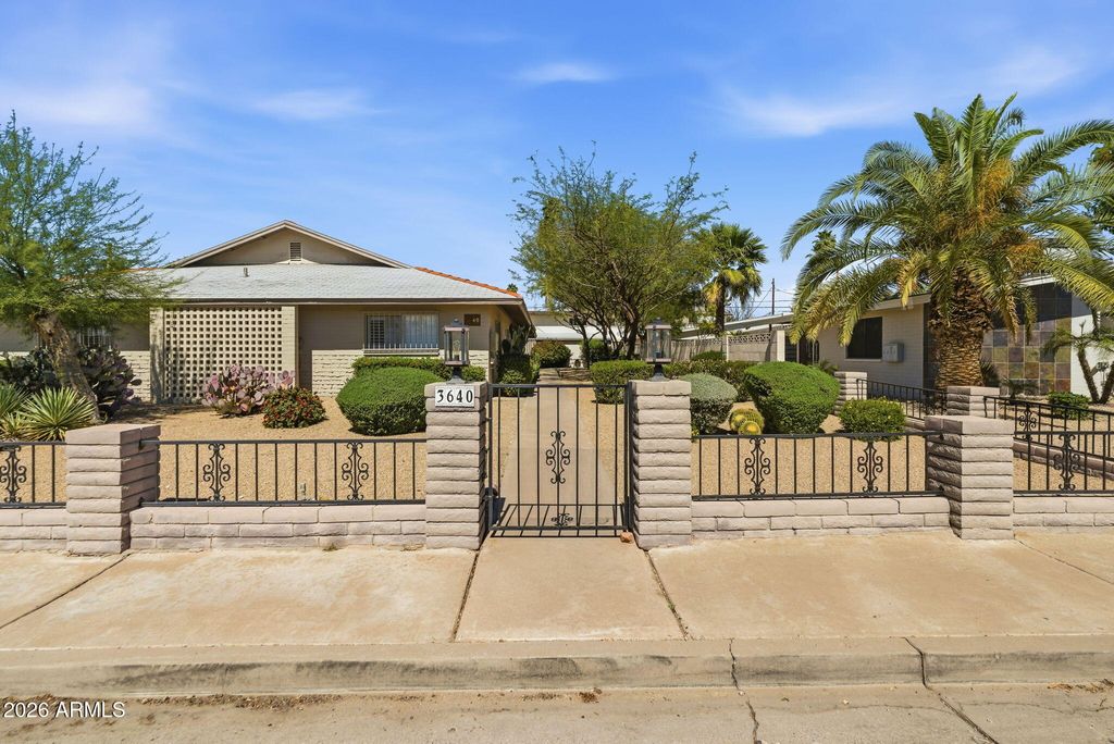 3640 E MONTECITO Avenue 2, Phoenix, AZ 85018