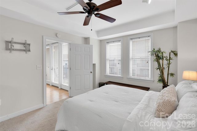 718 W Trade Street 806, Charlotte, NC 28202